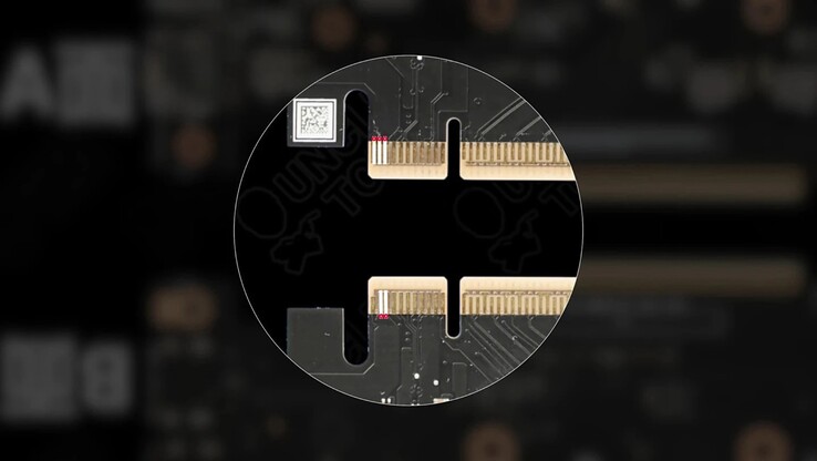Asus интегрировал 12-вольтовые контакты в обычный разъем PCIe