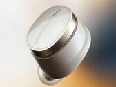 Наушники Bowers &amp; Wilkins Pi8 TWS имеют улучшенную посадку в ухе, полученную в результате трехлетних исследований и разработок. (Источник изображения: Bowers &amp; Wilkins)