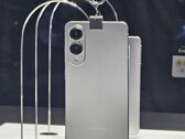 Galaxy S25 Edge. (Источник изображения: Mishaal Rahman)