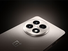 По слухам, OnePlus 13s будет стоить дороже, чем OnePlus 13R (на фото). (Источник изображения: OnePlus)