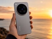 Официальный видеоролик компании Vivo демонстрирует, насколько хорошо работает основная камера X500 Pro Max на базе LOFIC по сравнению с датчиком, не использующим технологию LOFIC.