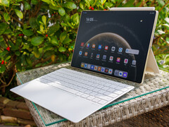 Мы провели обзор Huawei MatePad Pro 13.2 2025 (Источник изображения: Дэниел Шмидт)