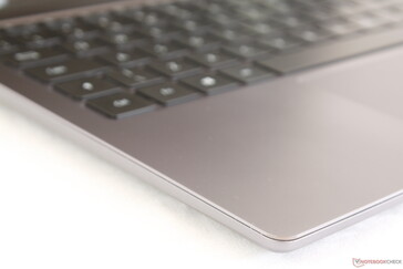 Алюминиевый корпус, как у MateBook 13 и MateBook X Pro