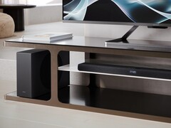 Ультратонкий саундбар Sharp HT-SBW320 2.1ch (на фото) появится в Европе в октябре 2025 года. (Источник изображения: Sharp)