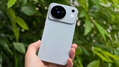 Предполагается, что vivo X500 будет оснащён аккумулятором большой ёмкости — 7500 мА·ч — и чипсетом Dimensity 9600M (на фото: vivo X500)