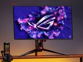Модель ROG Swift OLED PG27UCDM уже поступила в продажу в несколько розничных магазинов (Источник изображения: Asus)