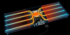 система пассивного охлаждения с 8 радиаторами и большими радиаторами с каждой стороны