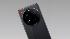 Утечка намекает на то, что камера Xiaomi 17 Ultra будет оснащена настоящим оптическим зумом, в то время как Oppo Find X9 Ultra, скорее всего, будет использовать телеобъектив с двумя перископами (Источник изображения: Ace100xd)