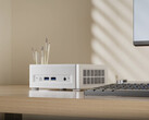 На старте продаж Minisforum предлагает UM870 Slim в двух конфигурациях. (Источник изображения: Minisforum)