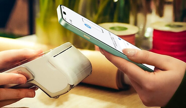 Само собой разумеется, смартфон поддерживает NFC (Источник изображения: Huawei)