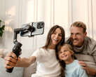 Osmo Mobile 8 очень похож на Osmo Mobile 7P, который DJI представил ранее в этом году, на прежнем фото. (Источник изображения: DJI)