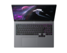 В сети появился новый ноутбук AMD Strix Halo (источник изображения: Emdoor)