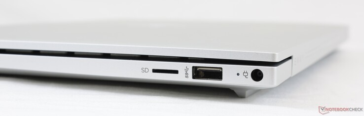 Справа: Micro-SD, USB 3.1 Gen 1 (5 Гбит), гнездо питания