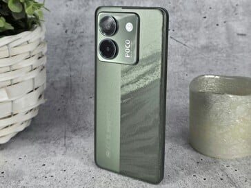 Обзор Poco M7 Pro 5G. (Источник изображения: Маркус Хербрих)