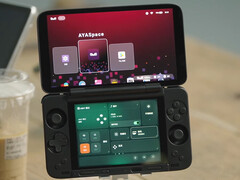Пока что Ayaneo представила Pocket DS в черном и желтом цветовых вариантах. (Источник изображения: Ayaneo)