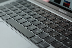 На обзоре: Apple MacBook Air 2020 с Core i5