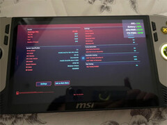 Возможно, MSI намеревалась предложить Claw 8 AI+ с двумя вариантами процессоров. (Источник изображения: u/sozuoka)