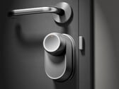 Серебристый SwitchBot Lock Ultra (на фото) уже доступен для предварительного заказа. (Источник изображения: SwitchBot)