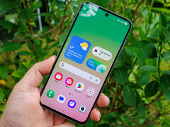 Samsung Galaxy A56 5G (источник изображения: Daniel Schmidt)