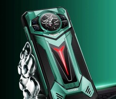 Doogee S200 Ultra оснащен круглым вторичным AMOLED-дисплеем на задней панели. (Источник изображения: Doogee)