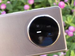 Honor будет использовать Magic V5 для демонстрации новой 70-мм телекамеры. (Источник изображения: fenibook)