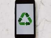Старые мобильные телефоны можно использовать для реализации новых экологически безопасных ИТ-концепций.