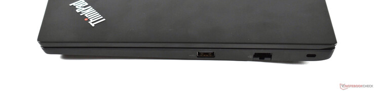 Справа: USB A 2.0, RJ-45 Ethernet, вырез для замка Kensington