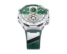 Часы Huawei Watch Ultimate 2 Green имеют корпус из жидкого металла и циферблат, покрытый сапфировым стеклом.