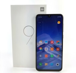 На обзоре: Xiaomi Mi 9 SE. Тестовый образец предоставлен TradingShenzhen