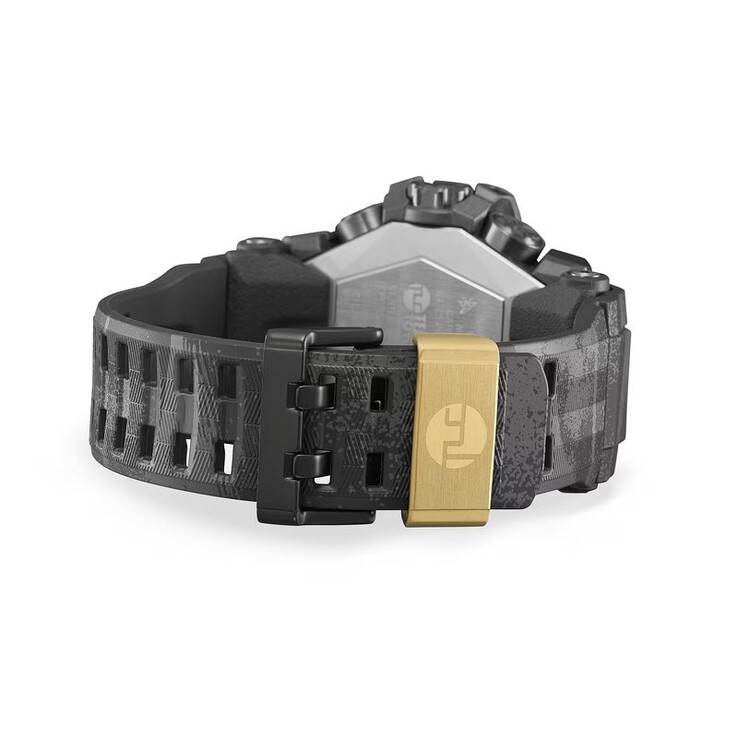 Часы Casio G-Shock x Team Land Cruiser Toyota Auto Body GWG-B1000TLC-1A