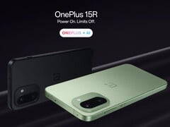 OnePlus 15R в цветах «Charcoal Black» и «Mint Breeze».