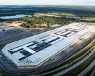 На заводе Gigafactory в Техасе есть собственная система хранения энергии в батареях. (Источник изображения: Tesla)