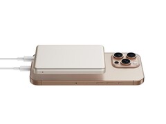 Xiaomi Magnetic Ultra-thin Power Bank 5000 7.5W теперь доступен в Китае. (Источник изображения: Xiaomi)