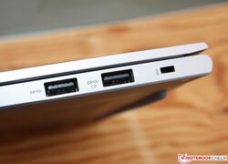 Два полноразмерных USB и один Thunderbolt 4