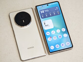 Magic V5 оснащен 8-ядерным чипсетом Snapdragon 8 Elite в корпусе толщиной 4,1~4,2 мм. (Источник изображения: fenibook)