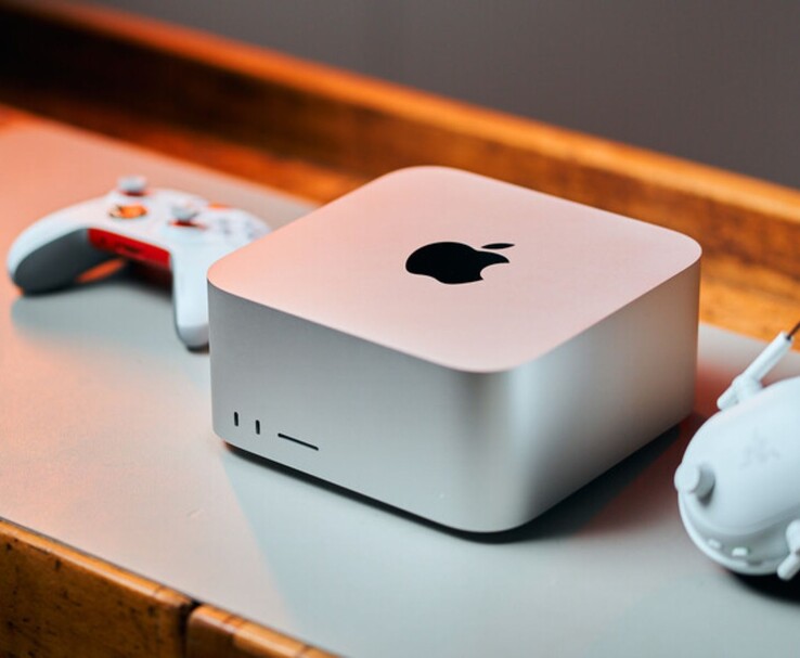 Apple Рабочий стол Mac Studio, установленный на столе (Источник изображения: Notebookcheck)