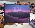 iPhone Duo, первый складной смартфон компании Apple, наконец-то появился на рынке после многих лет ожидания.