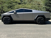 Cybertruck с новыми крышками Aero Covers (Источник изображения: gmembersonly/Reddit)