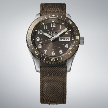 Автоматические полевые часы Seiko 5 Sports HDB009 с коричневым циферблатом, ободком с компасом и коричневым нейлоновым ремешком.