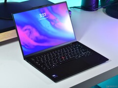 Меняем эффективность на 5G, а Lunar Lake на Arrow Lake: Обзор ноутбука Lenovo ThinkPad X1 Carbon Gen 13