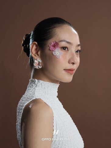 Фотография Oppo Find X9 Pro с разрешением 200 МП, увеличенная, опубликована на Weibo.