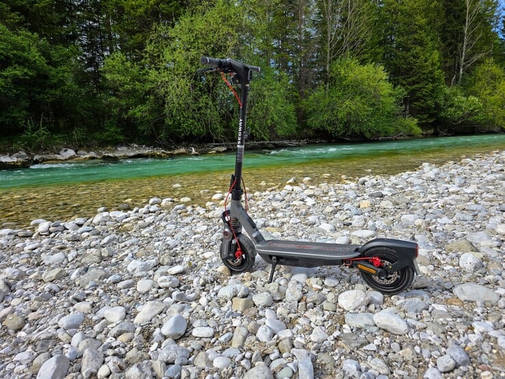 Ninebot F3 Pro