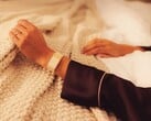 Сообщается, что Тим Кук и Эдди Кью активно поддерживают разработку этого устройства, в которой принимают участие члены команды Vision, занимающейся аппаратным обеспечением.