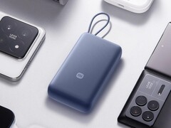 Возможно, компания Xiaomi работает над версией пауэрбанка на 10000 мАч (вверху). (Источник изображения: Xiaomi)