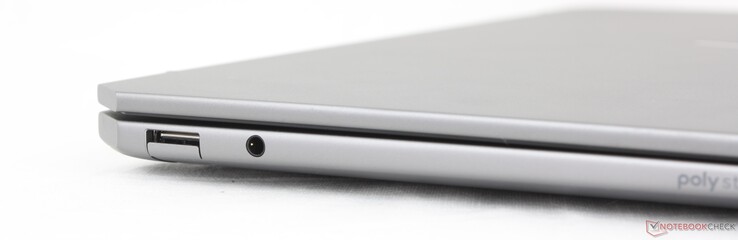 Слева: USB-A (10 Гбит/с), гарнитура 3,5 мм