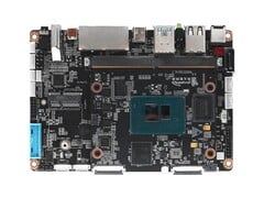 Вычислительный модуль Intel N100 устройства Youyeetoo K1 подключается к несущей плате через краевой разъем типа SO-DIMM