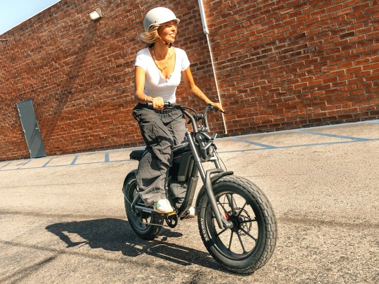 Электровелосипед Segway Xyber Air помогает велосипедистам благодаря функциям помощи при трогании на подъёме и контроля спуска.