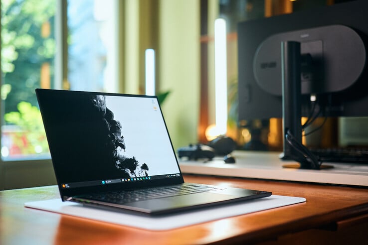 Почти идеальный компьютер для повседневного использования: модель Razer Blade 16 2026 года отлично подходит в качестве портативной замены настоль