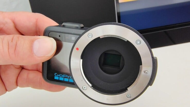 Этот образец GoPro Mission 1 Pro ILS, бывший в употреблении, демонстрирует запыленную 1-дюймовую матрицу.