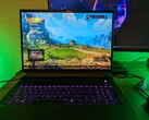 Обзор ноутбука Alienware m18 R1: Больше и тяжелее MSI Titan GT77